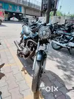 Bike me Abhi engine kam aa gaya but bike chalu hai