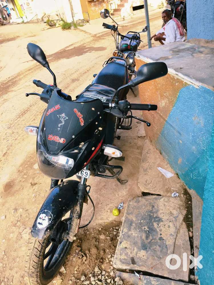 Pulsar 125