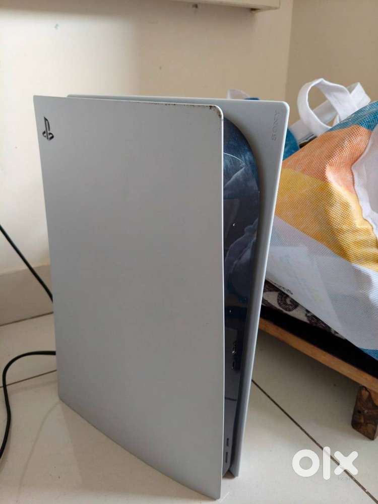 PS5 (CFI-1208A) 825GB SSD with 2 controllers