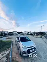 Car full condition me hai havy sound system