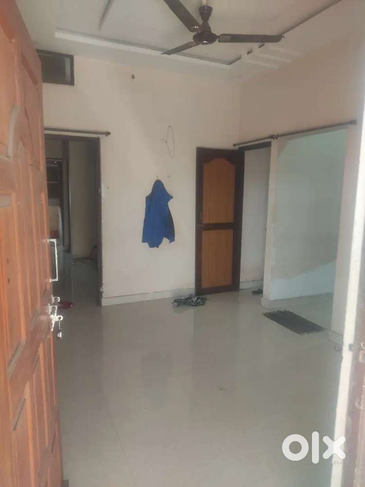 2 room partner need (boys)