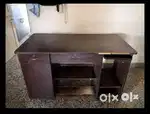 I want to sell may table