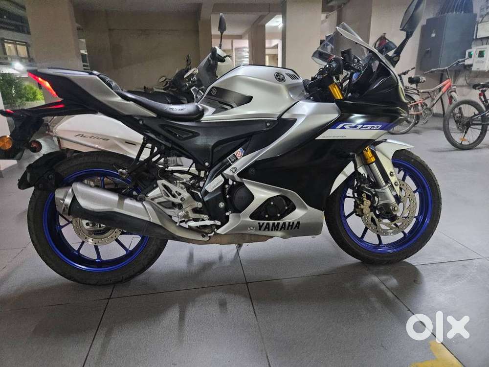 R15 V4 M final price