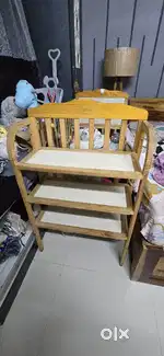 Babyhug Crib cot with storage & mattress, Ottoman table