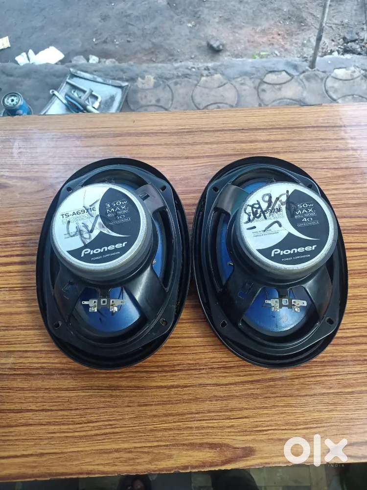 Car speakers nee