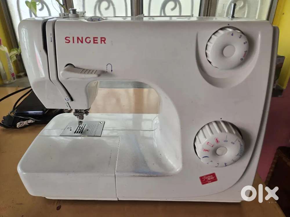 Singer Electric Sewing Machine(Silai Machine) Perfect Condition.