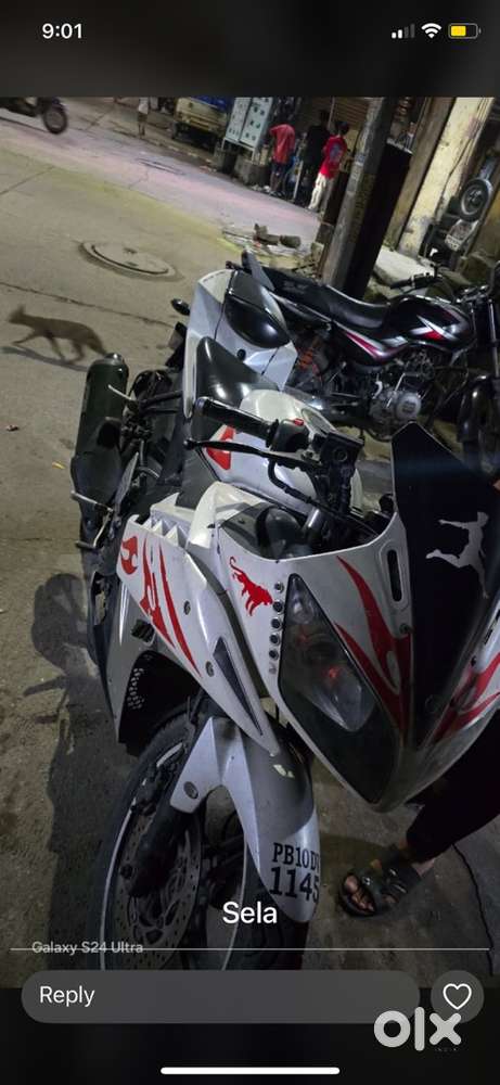 yamaha R15 V2
