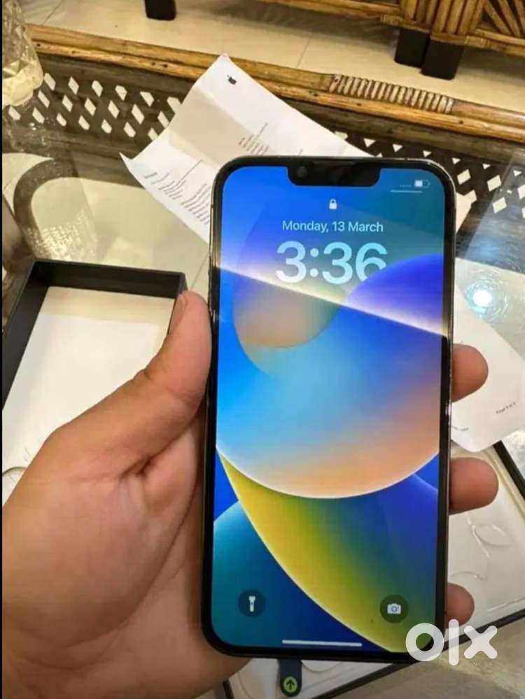 Get iphone 112 pro refurbished at geniune price in your budget