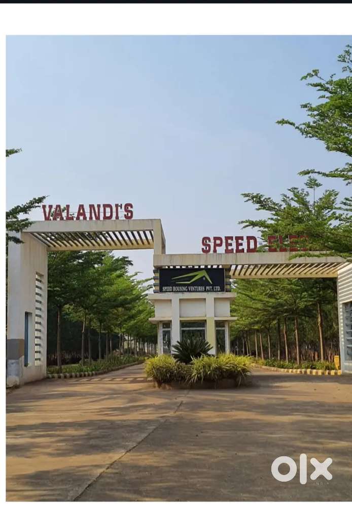 East facing 165sq yard plot Near to NIMZ project