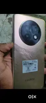 Realme13 plus 8+10/128gb 10 month's old display fingerprint hai must