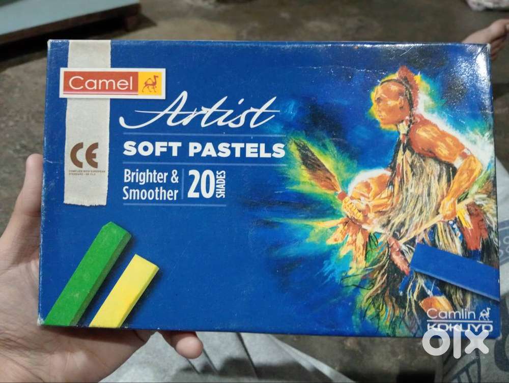 Camel , soft pastels, 20 shades .