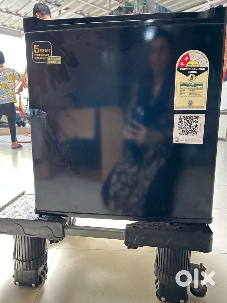 Bluestar Refrigerator MR60 (Graphite Black) - Excellent Condition