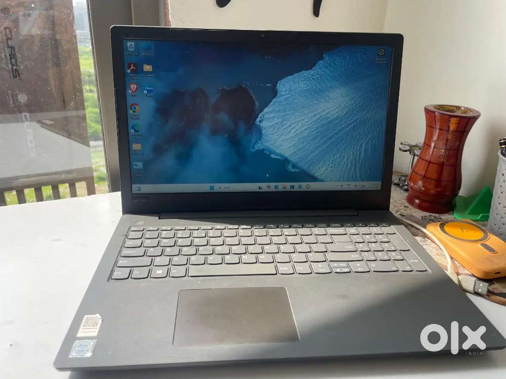 Lenovo i3 8GB/1TB Laptop
