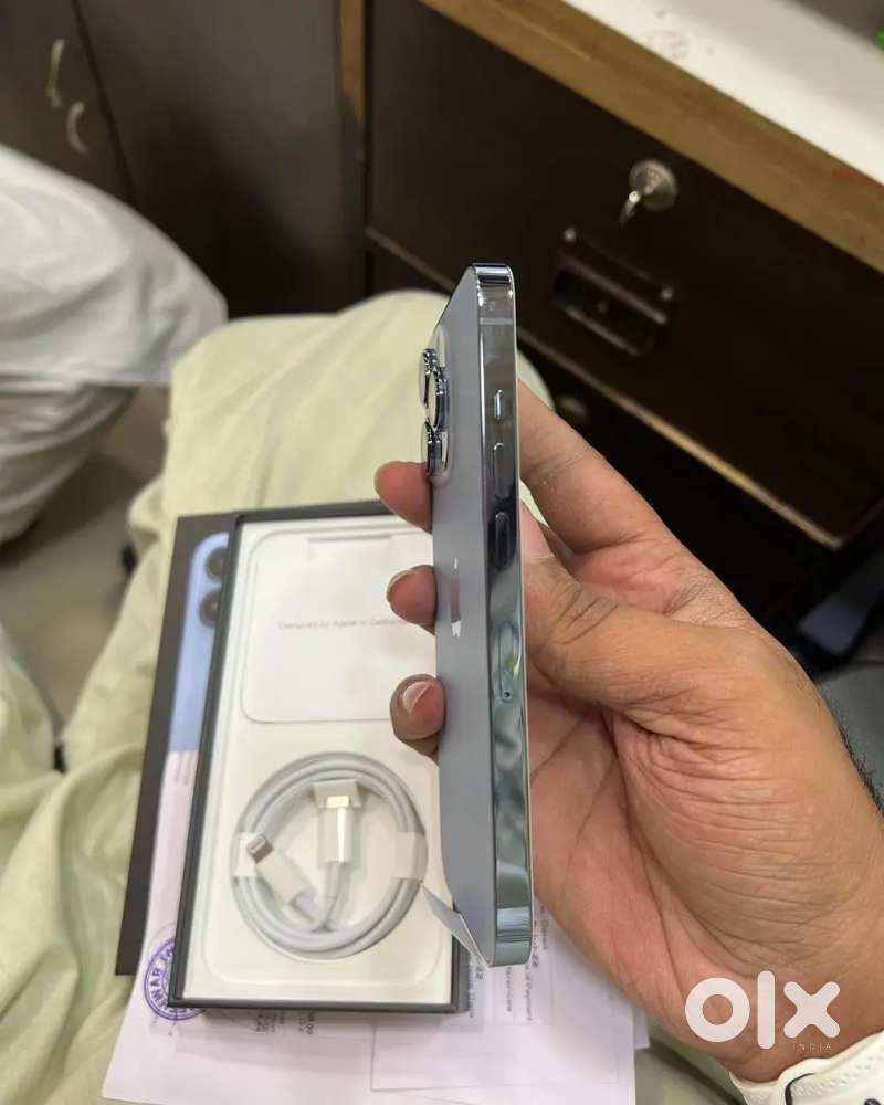 Get iPhone 13 pro refurbished at geniune price in your budget