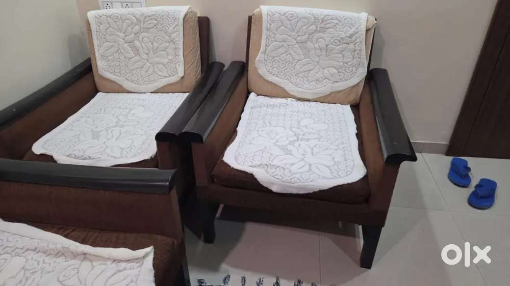 Wooden Sagwan Sofa set