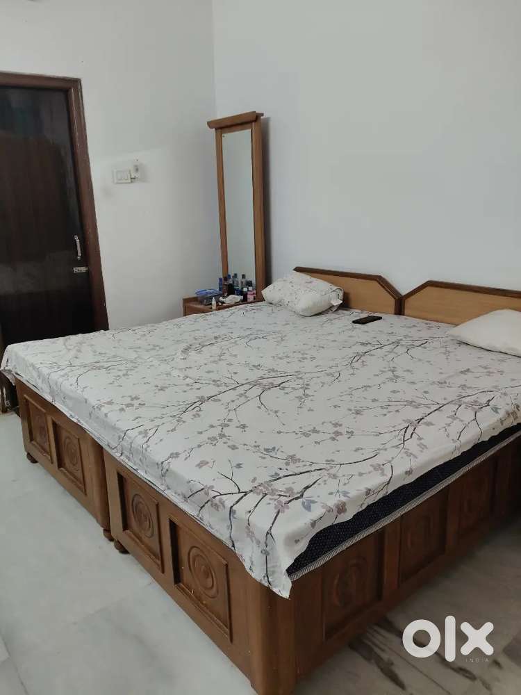 Bed and  wardrobe for sale