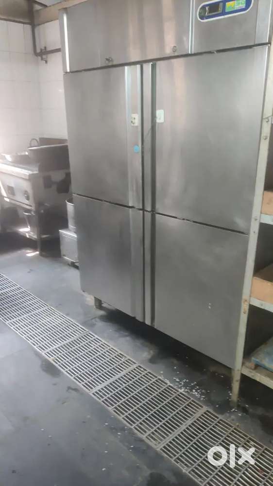 Deep freezer 4 door