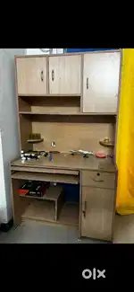 Computer table with shelves