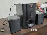 Speaker with woofer