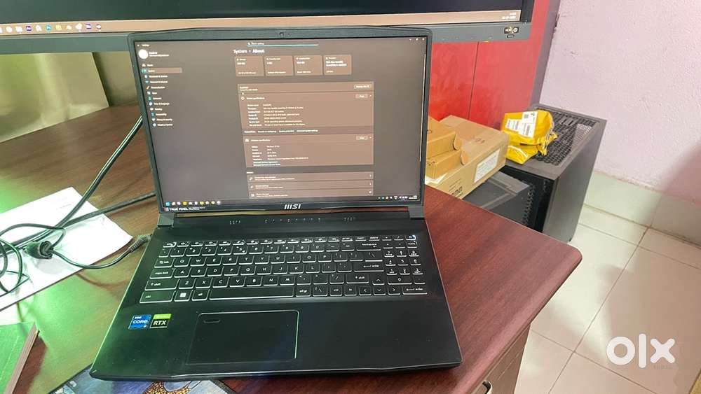 Msi creator laptop for sale - 45000