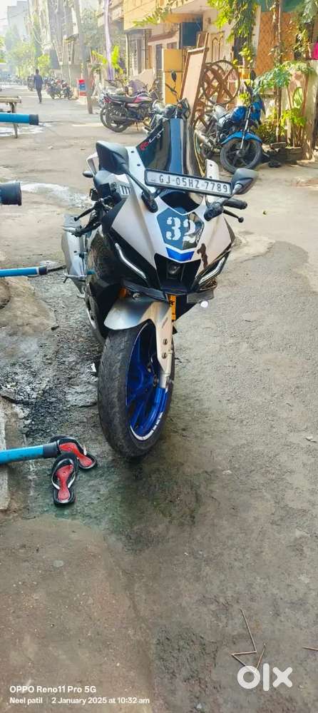 YAMAHA R15M