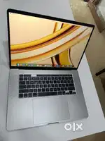Macbook 2019 32 512 SSD JUST completed New condition