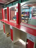 Beauti parlour mirror
