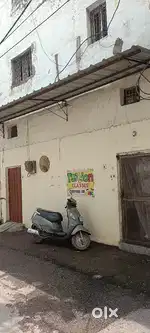 Old house in heart of durg near railway station