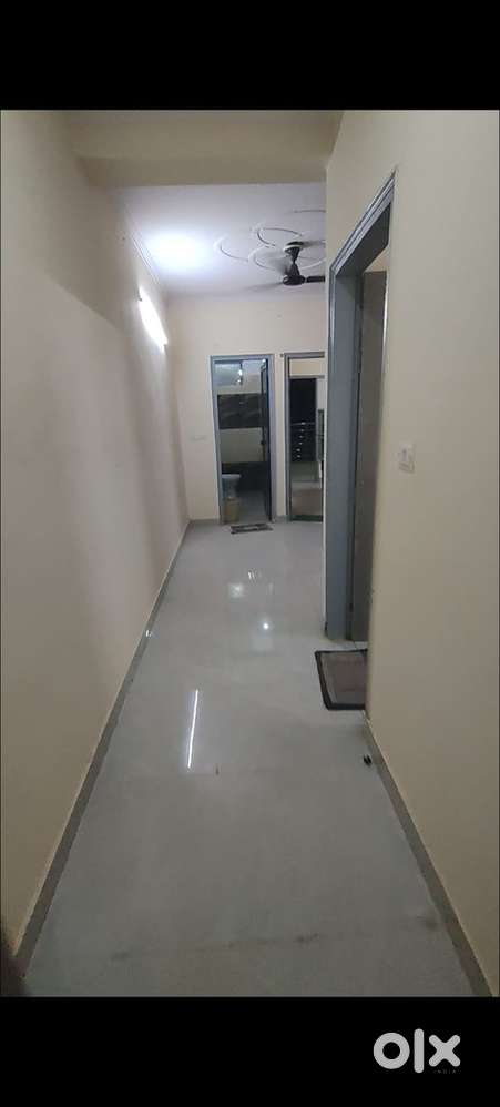 2bhk ready to move flat for sale in New Ashok Nagar With regestry