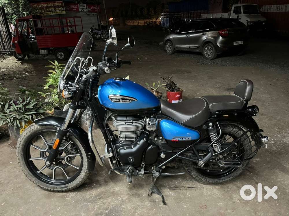 Royal Endfield meteor 350 showroom condition