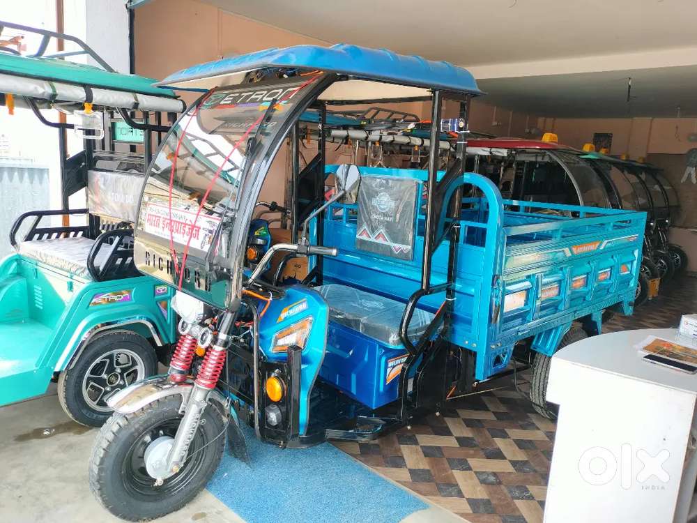 E rikshaw Sales Man