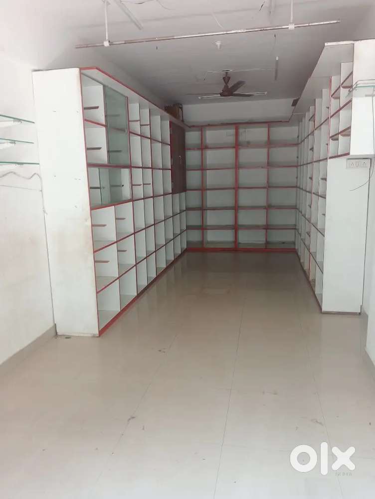 Ground floor shop for rent