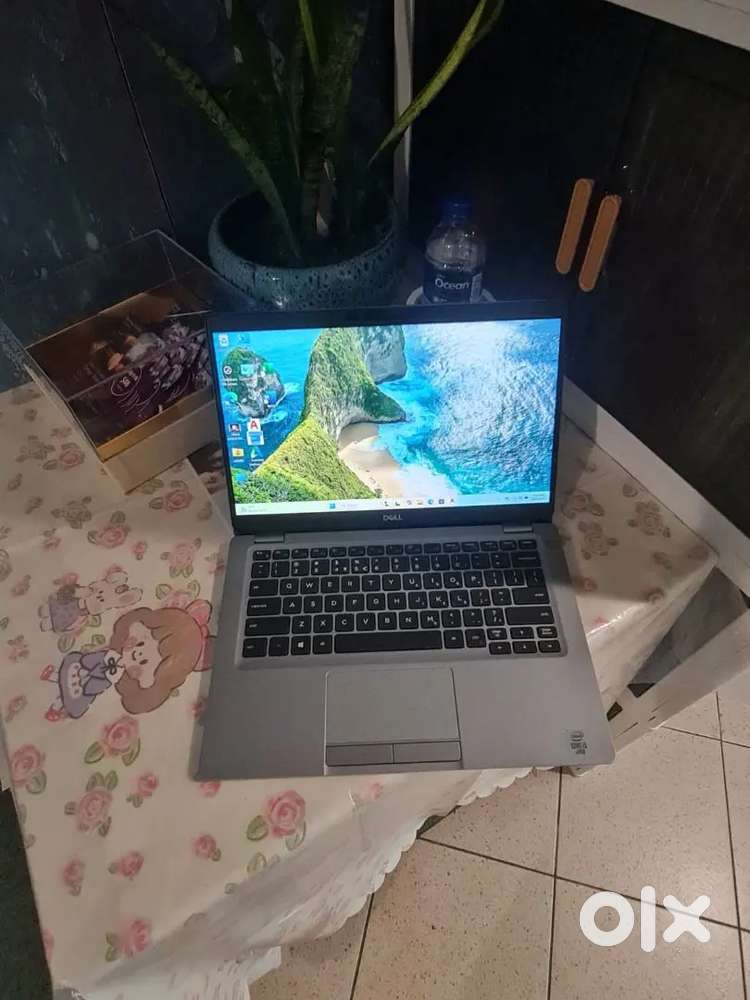 [Dell latitude] i5-10th slim touch under 3month warranty