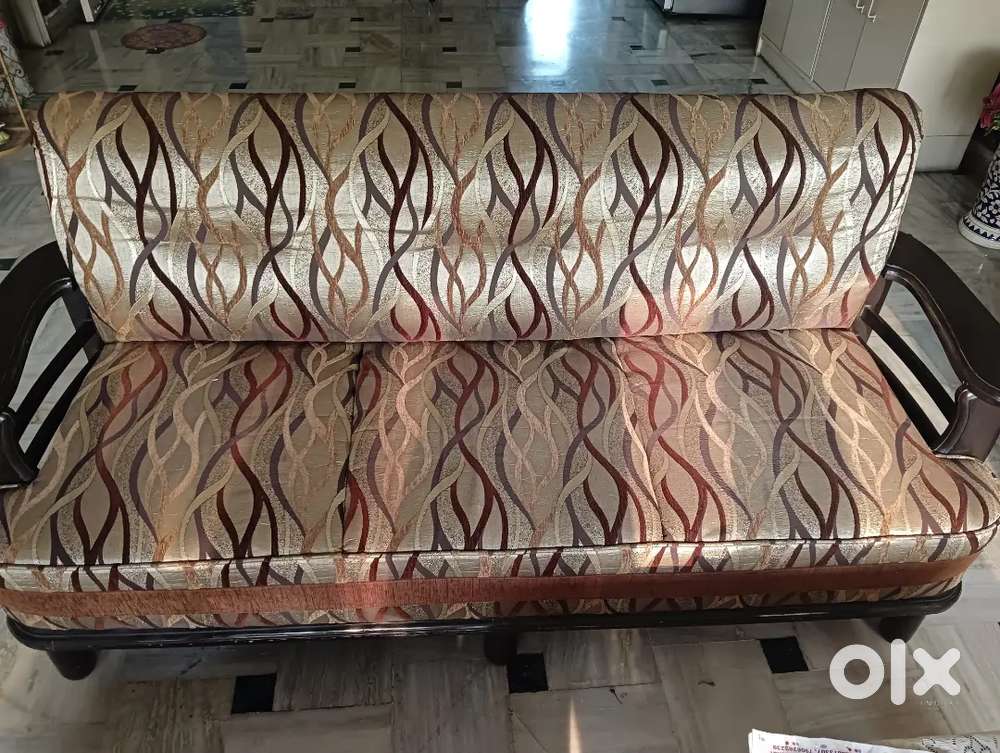 Sofa set 5 seater