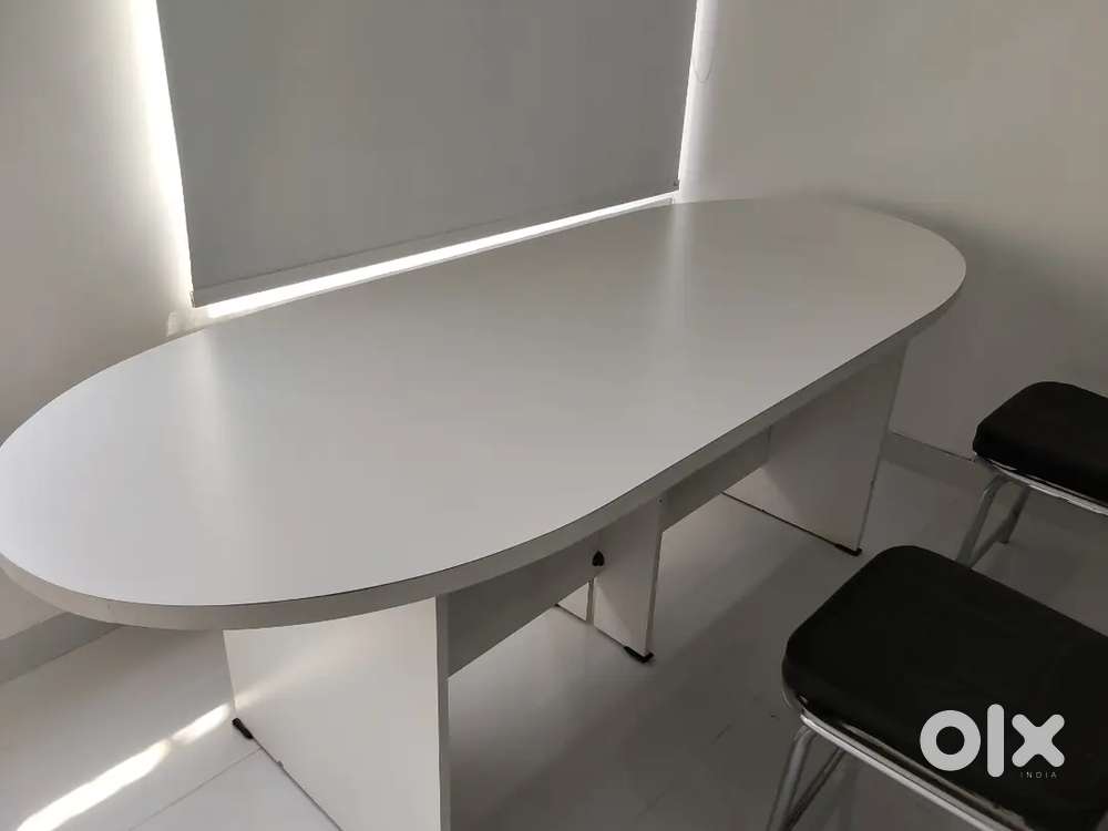 Confrence table for office purpose