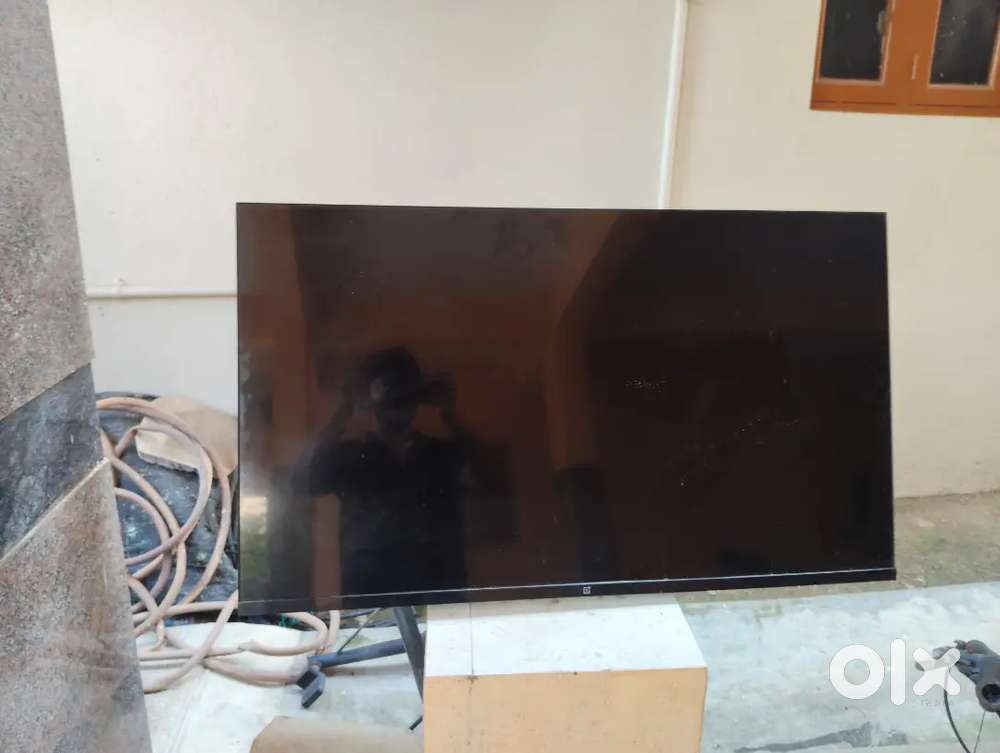 Oneplus 43y1 display not working sound not good otherwise all good