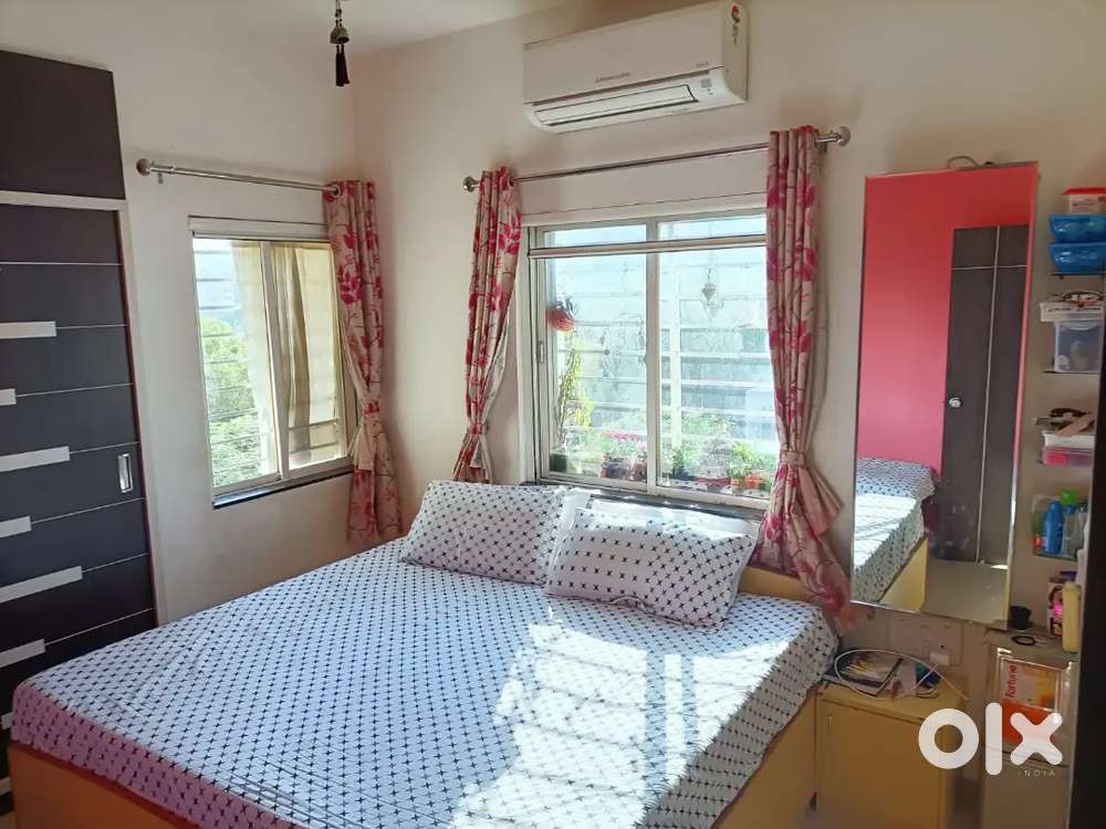2 BHK FLAT ON NANA MAVA ROAD