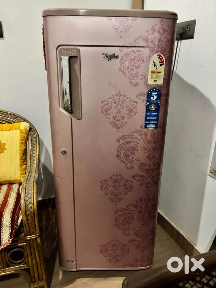 Whirlpool Icemagic  refrigerator in used but good working condition