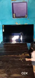 55 inc LCD camera ke liye mast ghar chale ke liye bhi sahi h