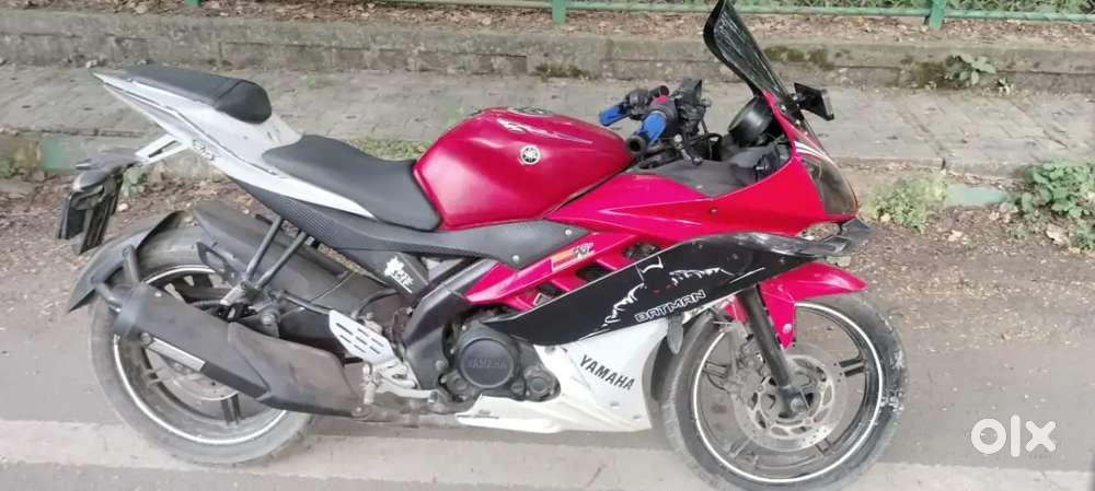 I am selling my Yamaha R15 V2 is a good condition third order 2