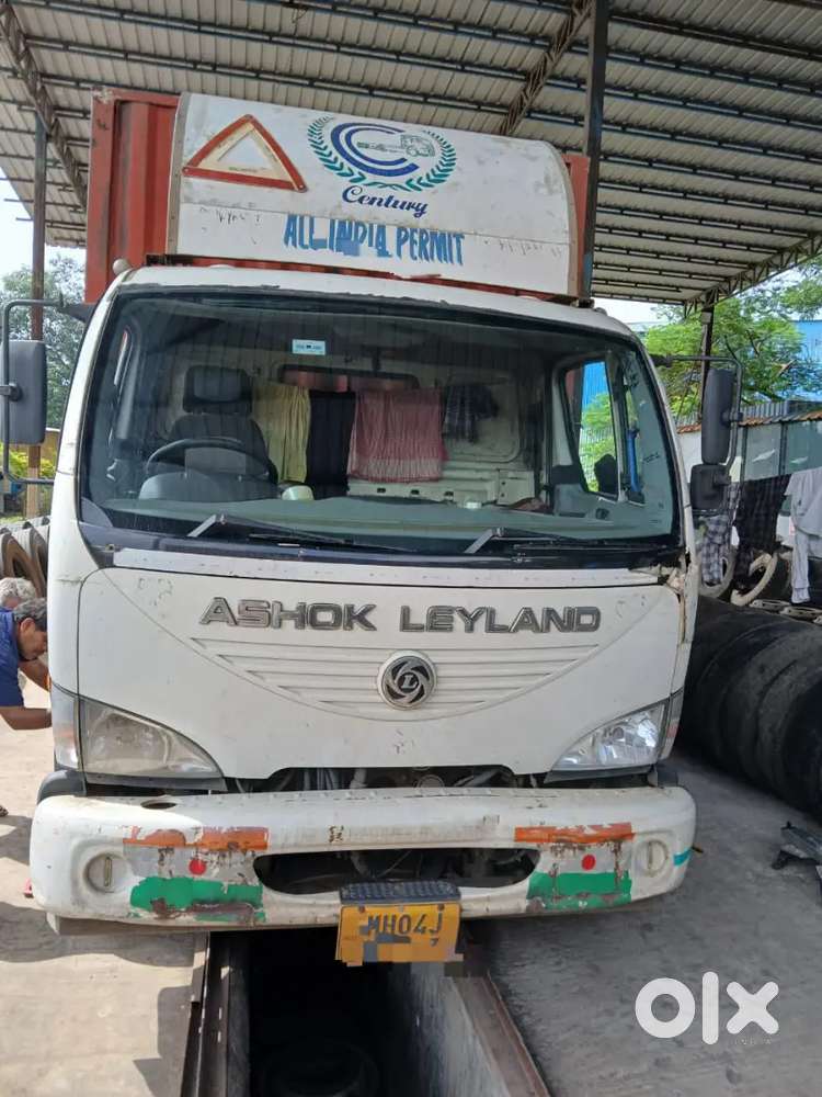 Ashok Leyland Boss 912/ 24FT Container Body
