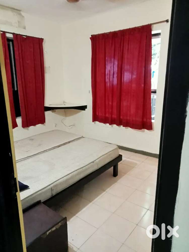 Prime location 1 BHK semi furnish flat for rent Calangute