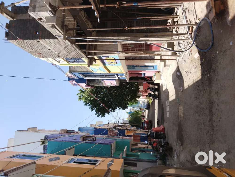 CMDA APPROVED INDIVIDUAL HOUSE , PEACE FULL AREA WITH CAR PARKING