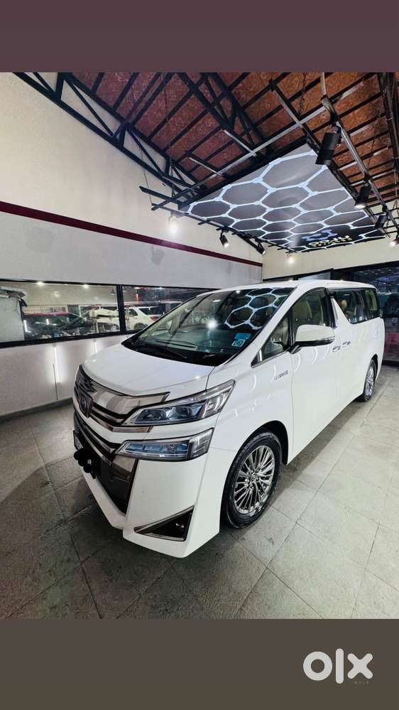 Toyota VELLFIRE 2.5 Hybrid, 2021, Petrol