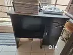 Study table in good condition