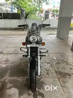 Avenger 220 Black 2014 Model