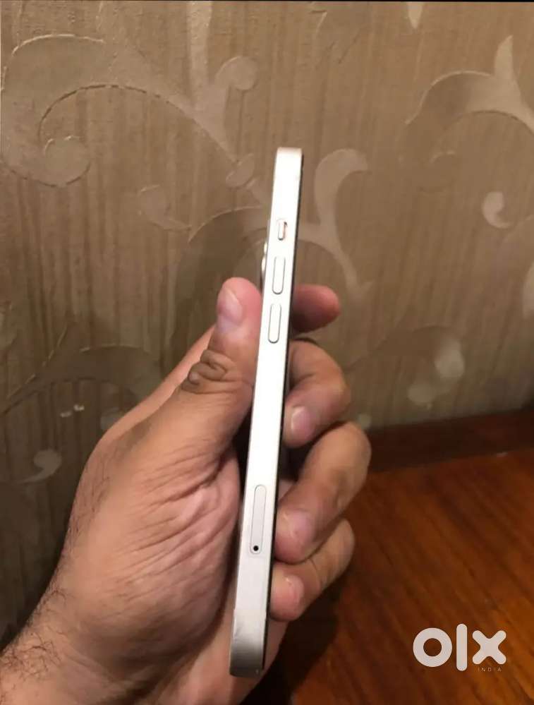 Iphone 13 93 battery health.