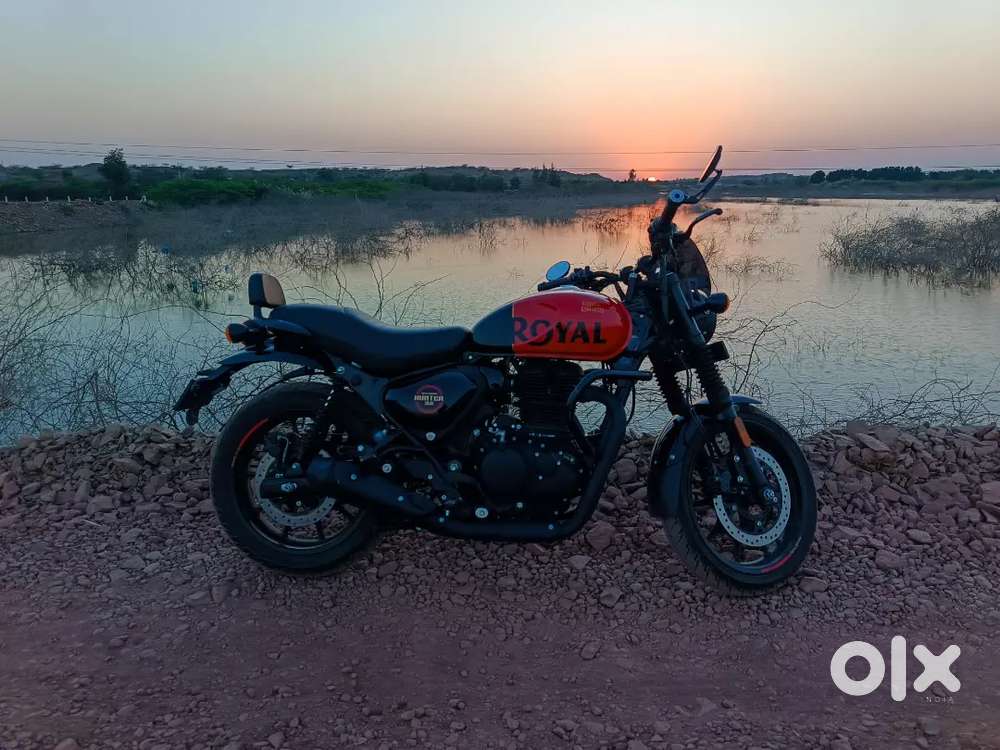 Hunter 350 (2025)  8200 km  Complete Accessories  Ready to Ride