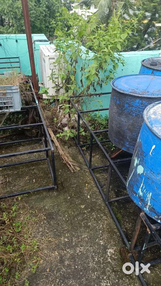 Selling Garden equipment
