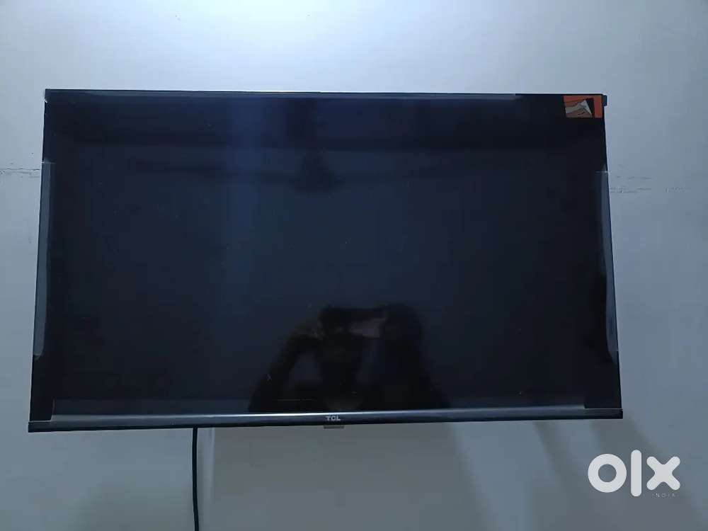 TCL 32 inch TV Android